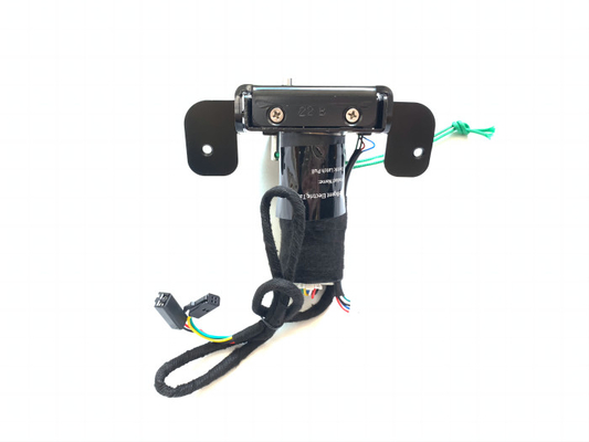 Isuzu MU-X Original Structure Locker Automatic Tailgate Opener Installed Car Trunk
